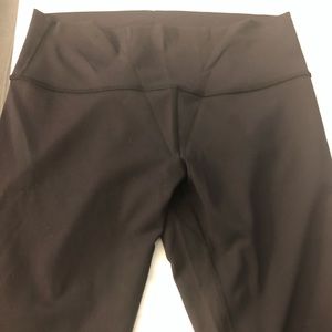 Lululemon wonder Under Crop